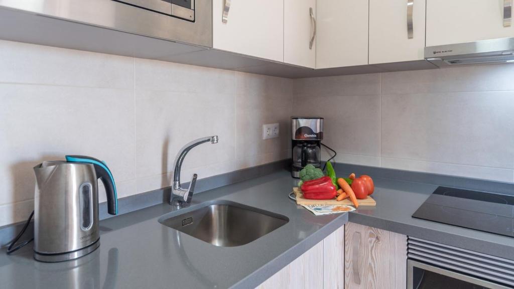 Kuchyň nebo kuchyňský kout v ubytování Casa Maite Sol Nerja by Ruralidays