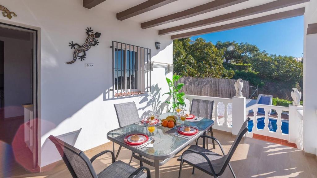 Balkón nebo terasa v ubytování Casa Maite Sol Nerja by Ruralidays