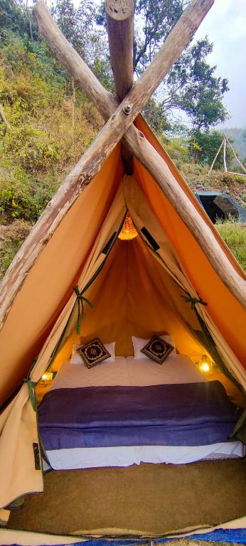 Fotografie z fotogalerie ubytování Neerville Waterfall Glamping- Neer waterfall v destinaci Shivpuri