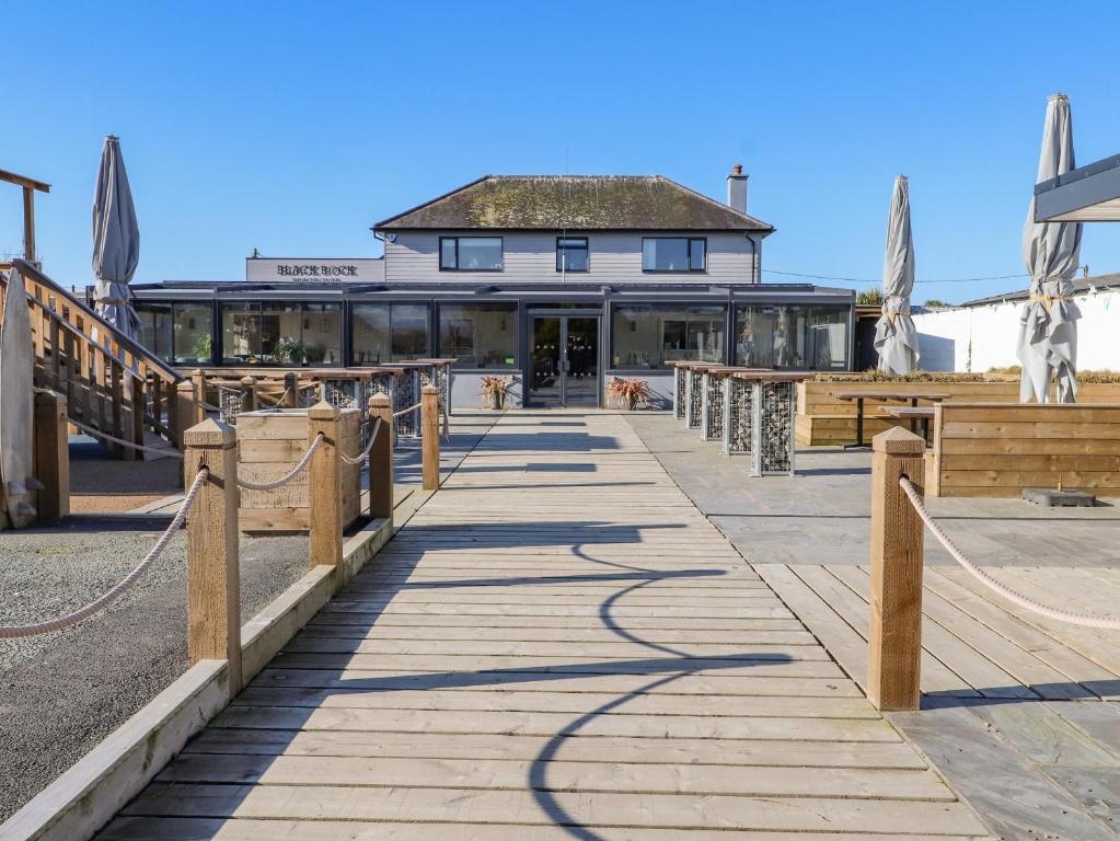 Black Rock Ground Floor Apartment, Porthmadog (updated prices 2024)