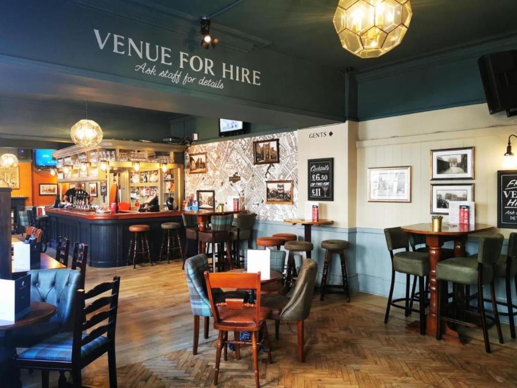 The White Horse - Resim 3