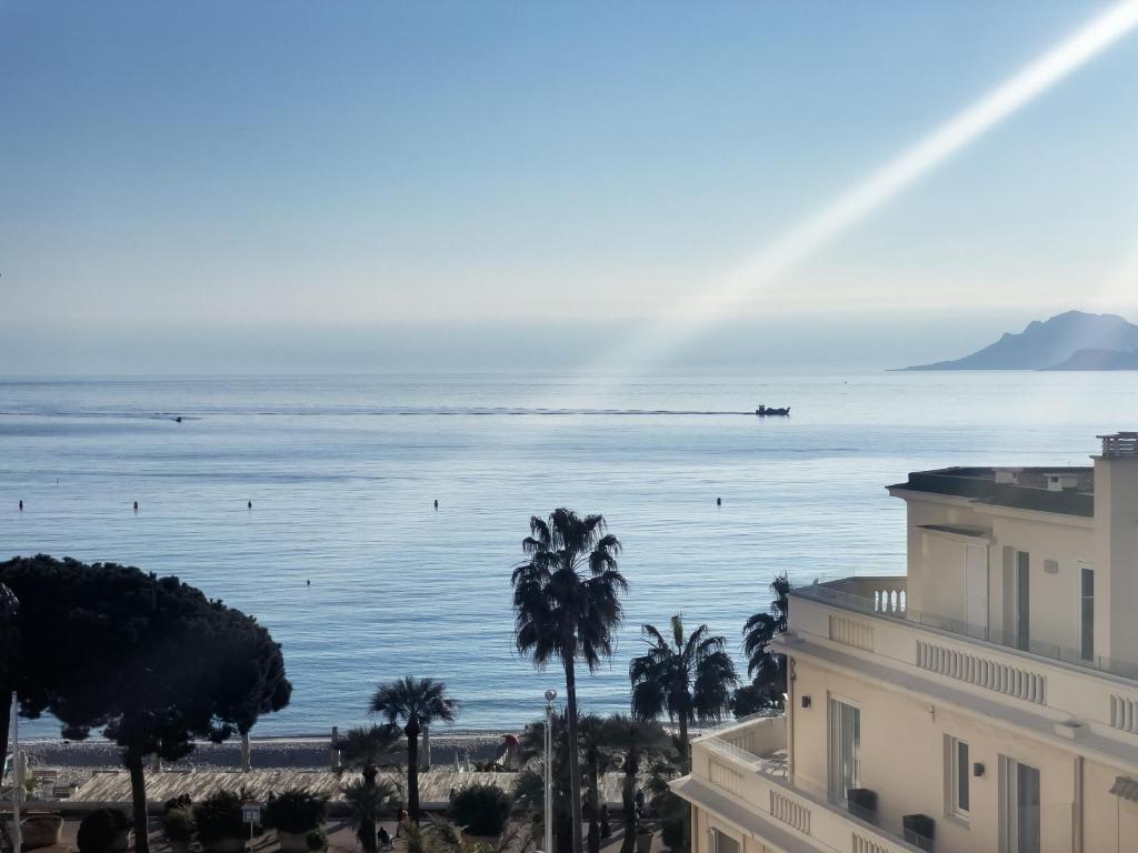 a view of the ocean from a building at CROISETTE VUE MER LATERALE in Cannes