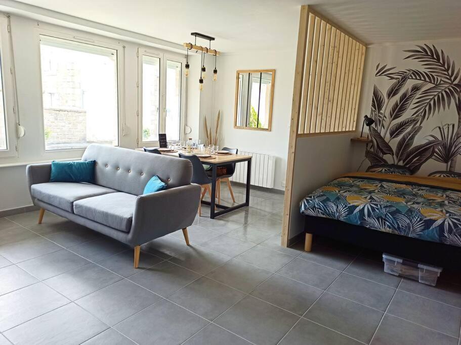 Posteľ alebo postele v izbe v ubytovaní Superbe appartement Trébeurden proche mer, parking