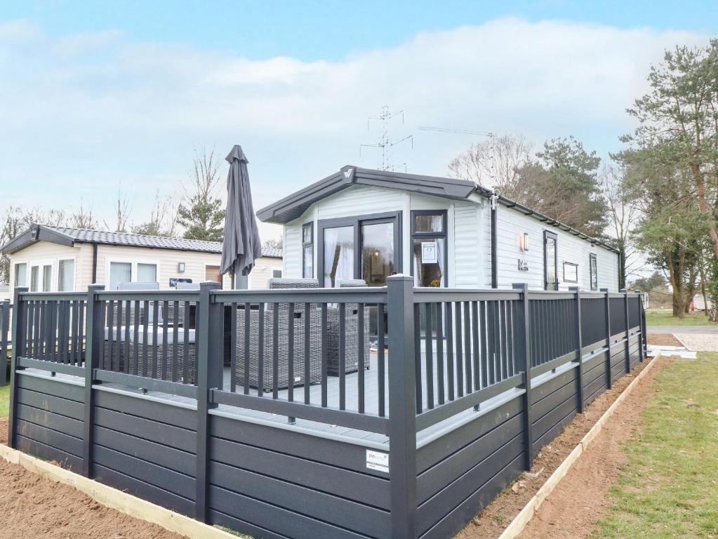 Charlay's Foxburrow Hang, Great Yarmouth (updated prices 2024)