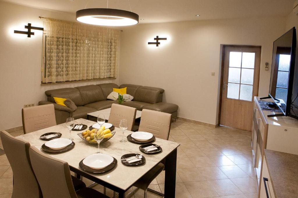Część wypoczynkowa w obiekcie Apartment Nikoleto