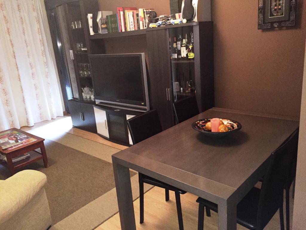 Apartamentos Mequedo - Three-Bedroom Apartment