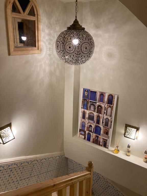 Fotografie z fotogalerie ubytování Riad Les Sables Bleus, médina, lumineux et terrasse privée sur mer v destinaci Essaouira