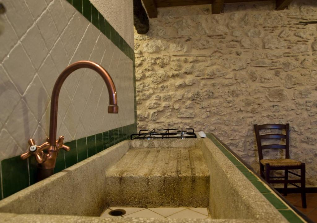 Zdjęcie z galerii obiektu La Casa Sù Le Dimore Del Borgo w mieście Santo Stefano di Sessanio