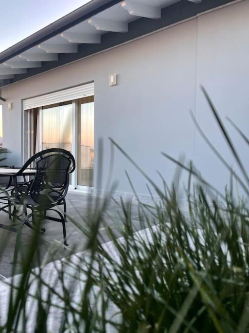 Square INN Deluxe Patio Apartment - Imazhi 6
