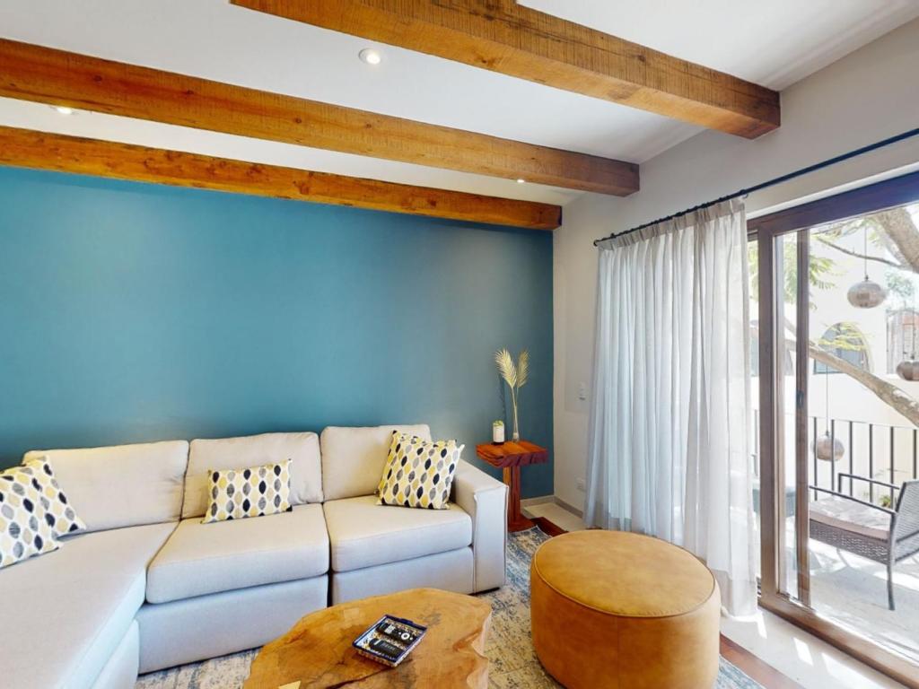 Fully Furnished Residence - Shared Roof Top Terrace With Jacuzzi