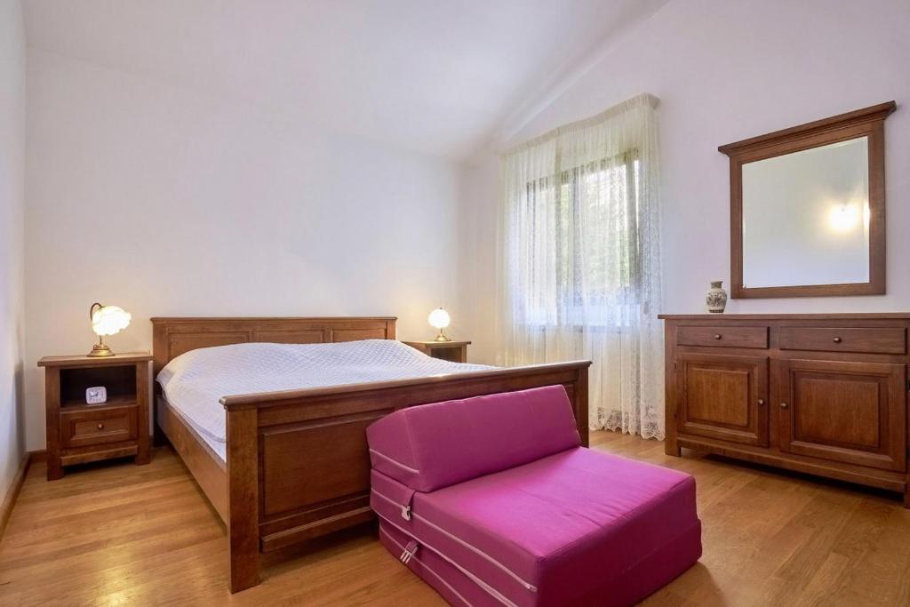 Posteľ alebo postele v izbe v ubytovaní Villa Theresa in Ližnjan (Haus für 12 Personen)
