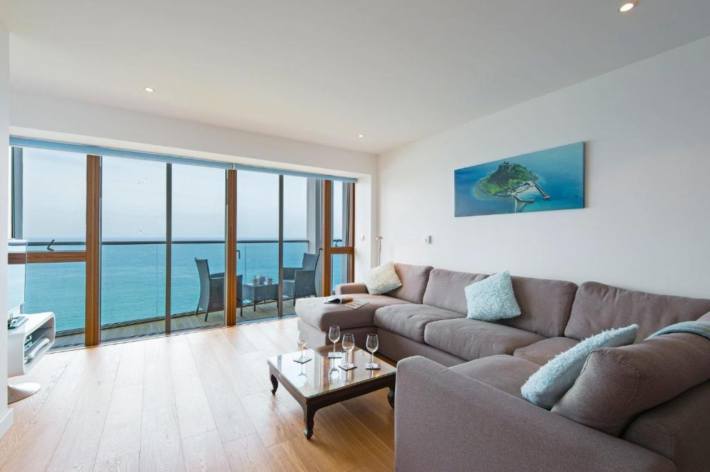 Χώρος καθιστικού στο Glas Mor