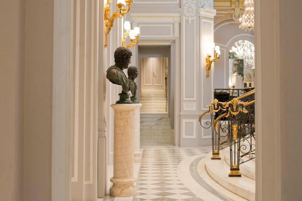 Fotografie z fotogalerie ubytování The St. Regis Rome v Římě