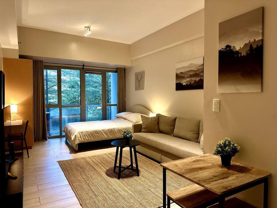 Newly Refurbished Condo near NAIA Terminal 3