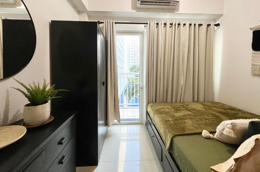 Shore Residences Staycation by Celestine