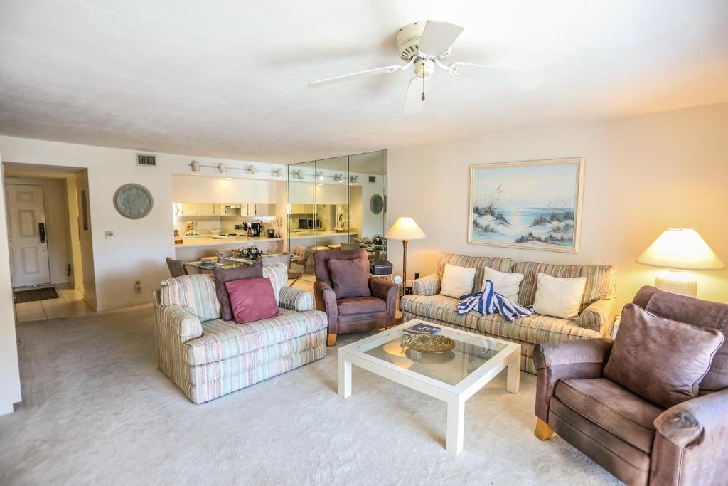 Royal Pelican 173, Fort Myers Beach Updated 2024 Prices