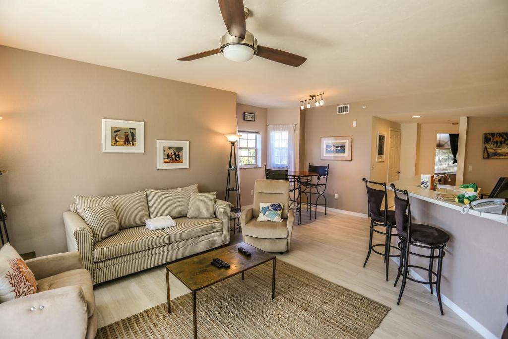 Apartment Captains Bay 303, Fort Myers Beach, USA