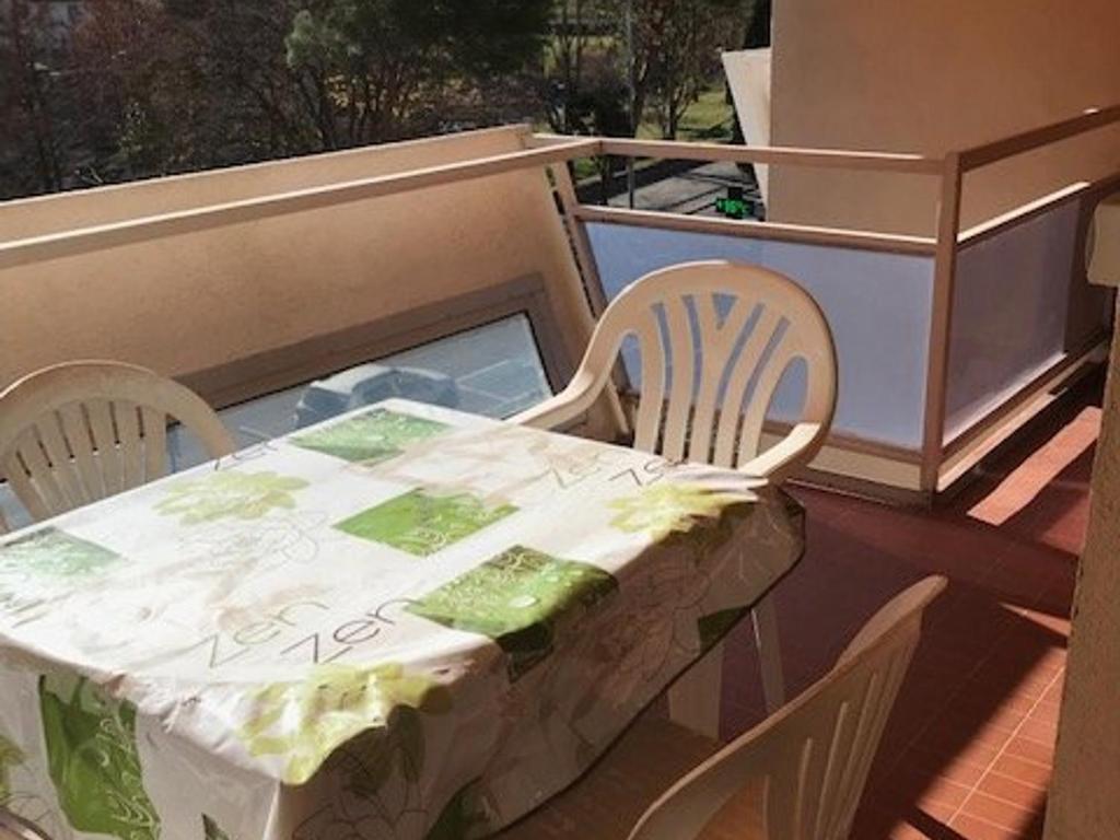 Fotografia z galérie ubytovania Appartement Amélie-les-Bains-Palalda, 3 pièces, 4 personnes - FR-1-703-25 v destinácii Amélie-les-Bains-Palalda