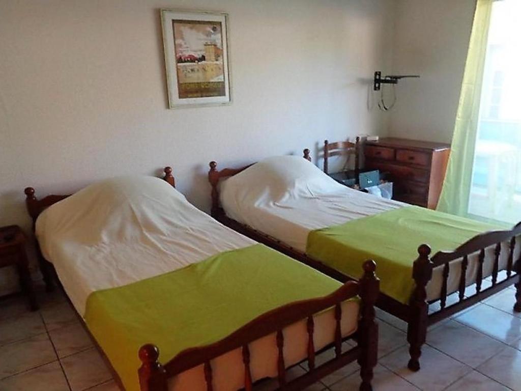 Posteľ alebo postele v izbe v ubytovaní Studio cosy avec parking à 50m des Thermes, 2 couchages - Amélie-les-Bains - FR-1-703-55