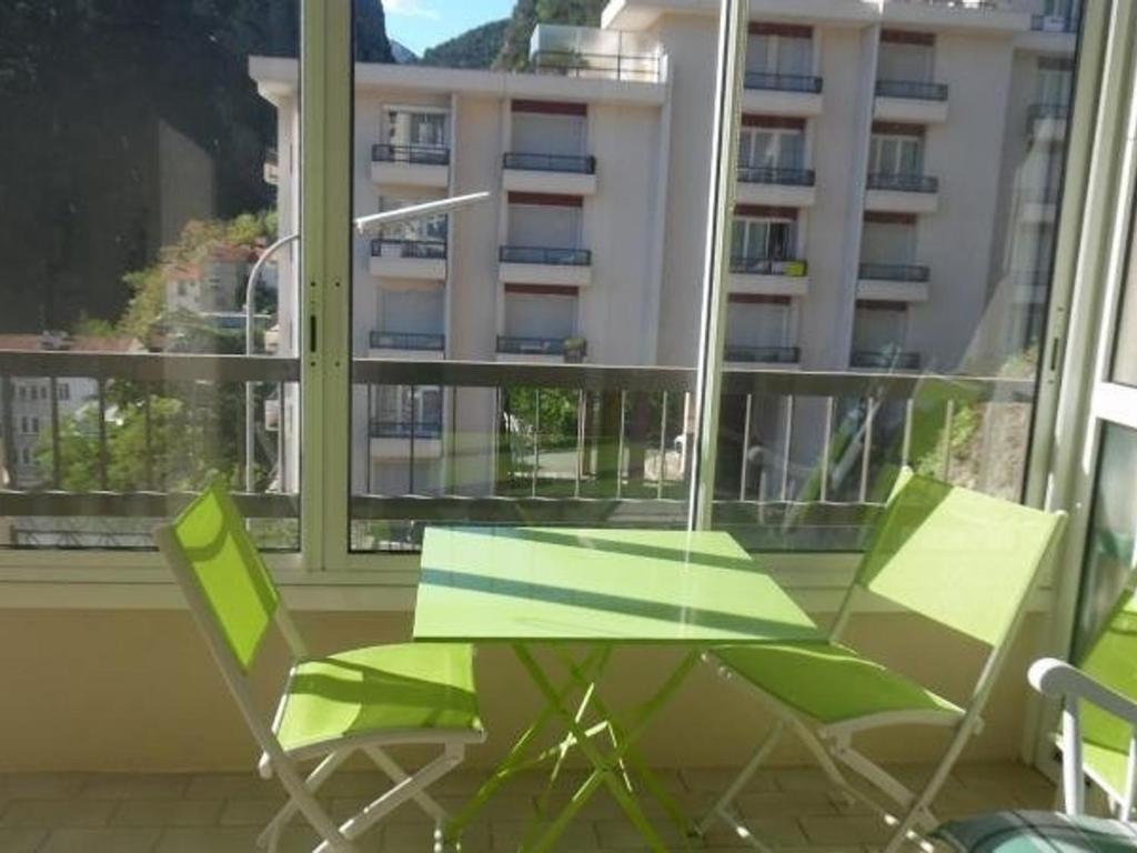 Balkón alebo terasa v ubytovaní Studio 4 couchages avec loggia, WIFI, proche centre et cures - Amélie-les-Bains - FR-1-703-57