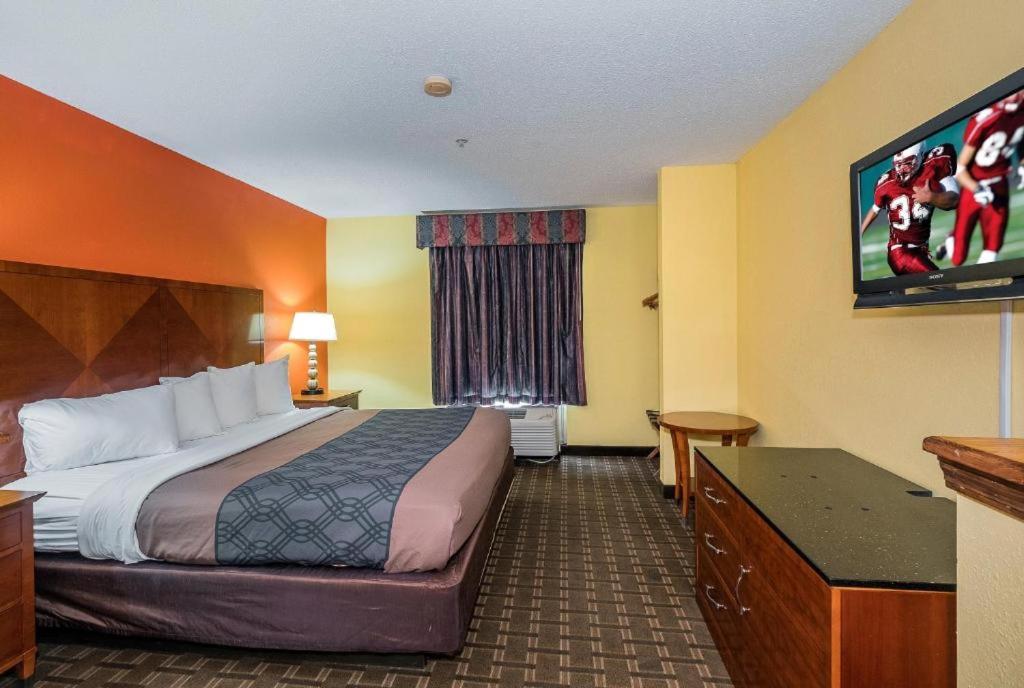 Gallery image of MY HOME & SUITES MADISON GA in Madison