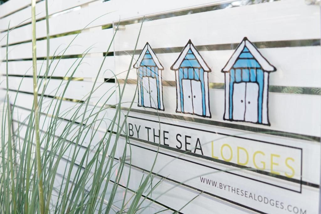 Certyfikat, podpis lub inny dokument wystawiony w obiekcie By The Sea Lodges