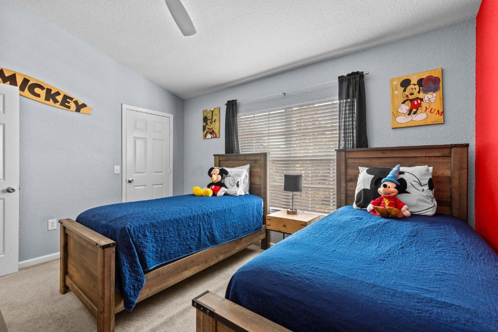 Disney Mickey Mouse Mini Wood Sign -   Disney home decor, Disney room  decor, Disney house ideas