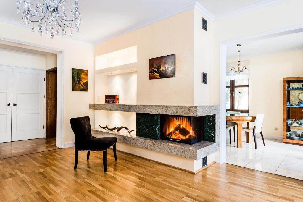 Rezydencja Lipowa - Housity
