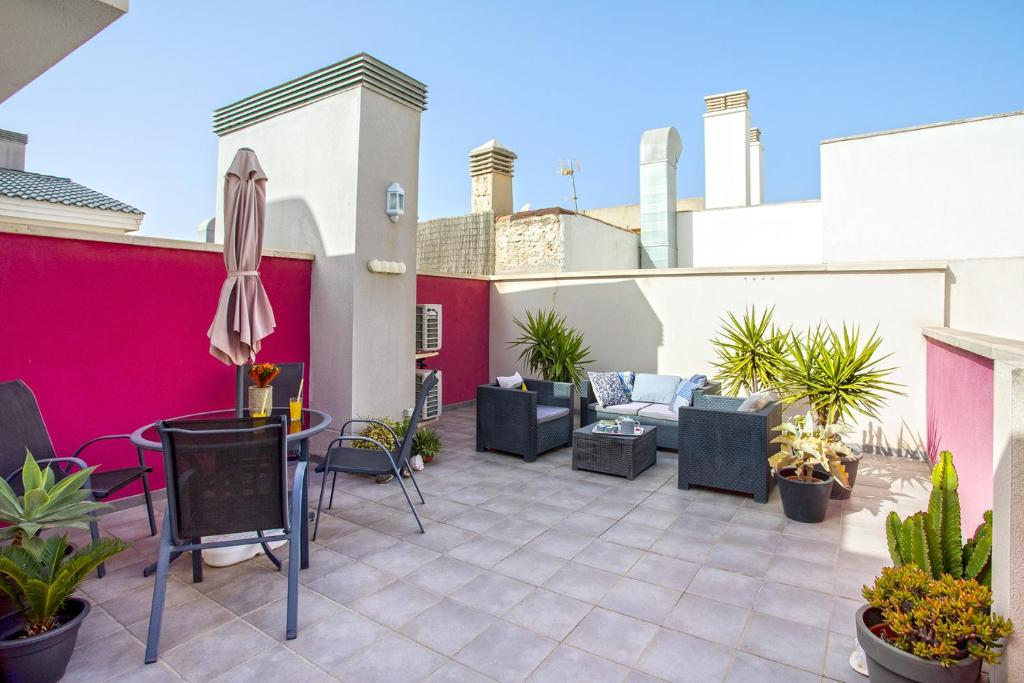 Posedenie v ubytovaní -MalagaSunApts-Romantic Private Terrace&Shared Pool