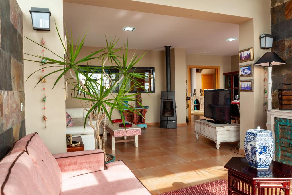 Posezení v ubytování CHALET CON PISCINA PRIVADA EN MAZAGÓN