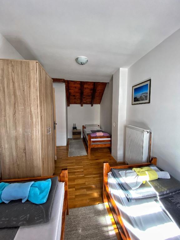 Postel nebo postele na pokoji v ubytování Kuca za odmor ,,Balkan”