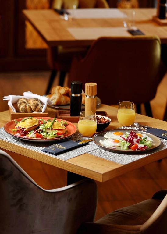 Chop Old House Hotel - 16