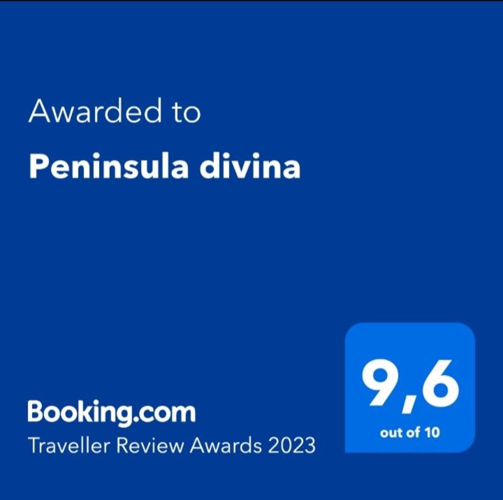 Certifikát, ocenenie alebo iný dokument vystavený v ubytovaní Peninsula divina