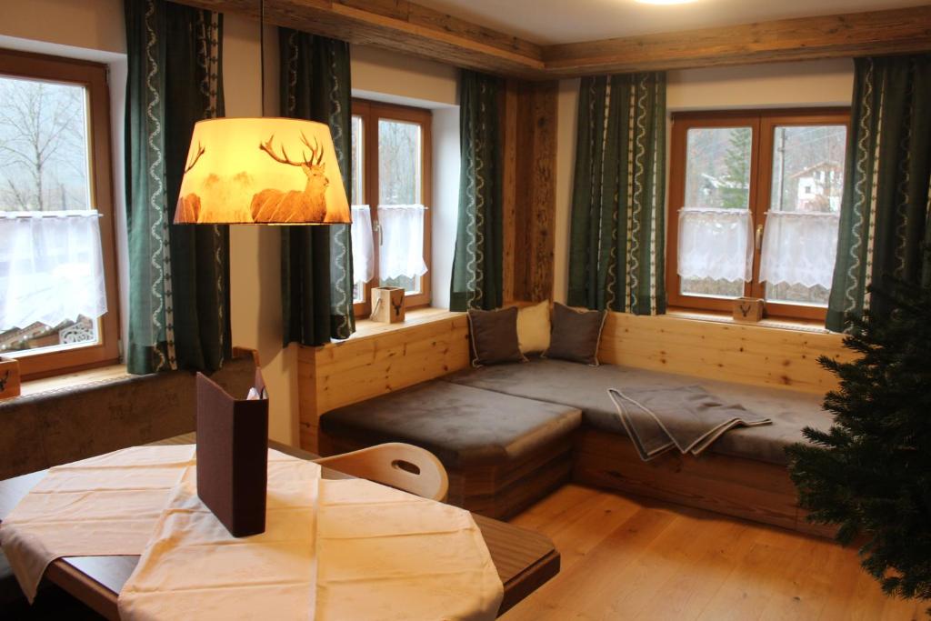 Posezení v ubytování S Mauthäusl Luftenstein