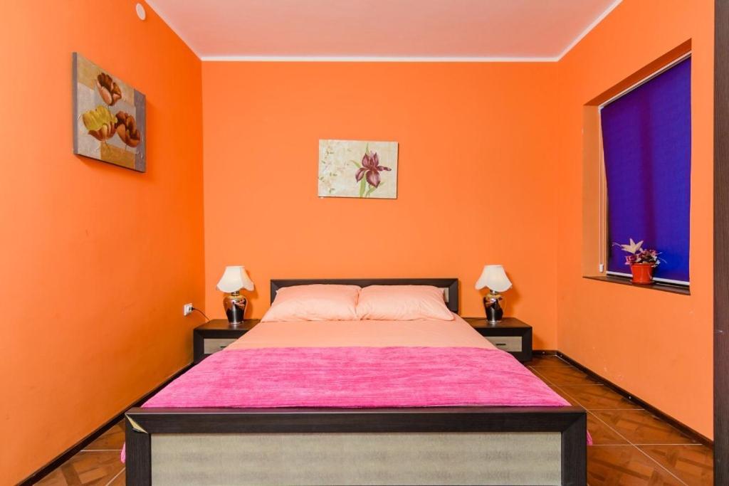 Ένα ή περισσότερα κρεβάτια σε δωμάτιο στο Villa Strp