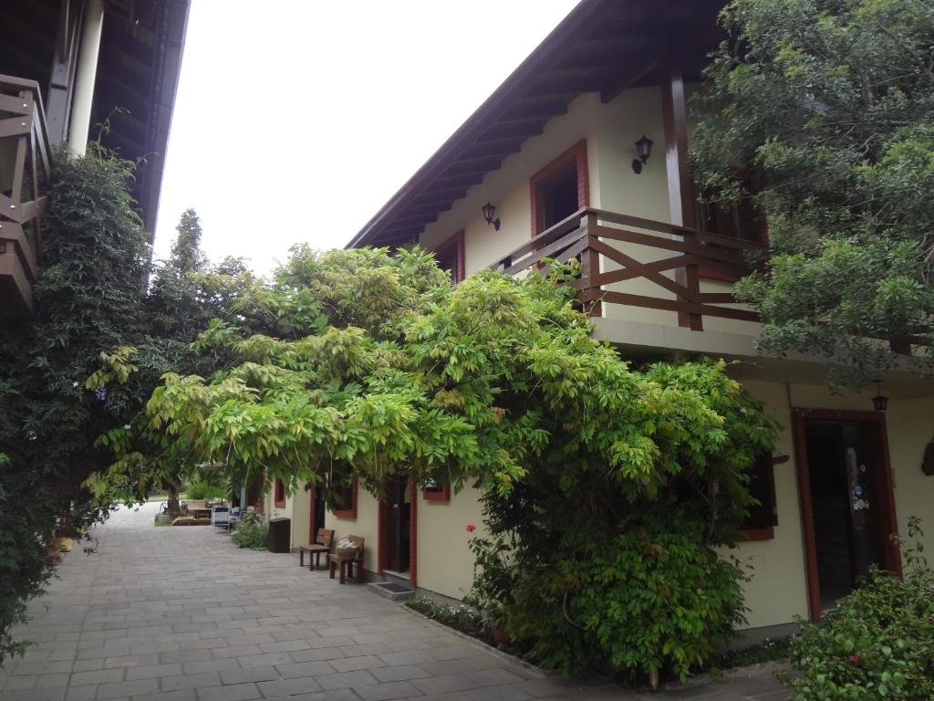 Pousada Floratta Nossa Casa  Pousada Floratta Nossa Casa