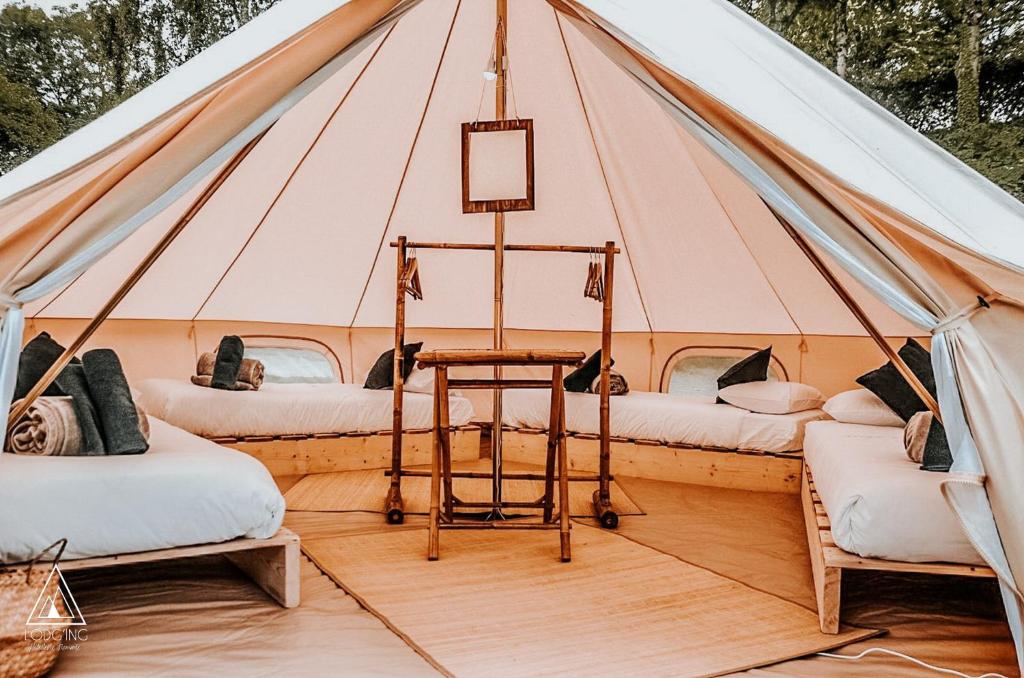 Posezení v ubytování Lodg'ing Nature Camp Presqu'île Crozon
