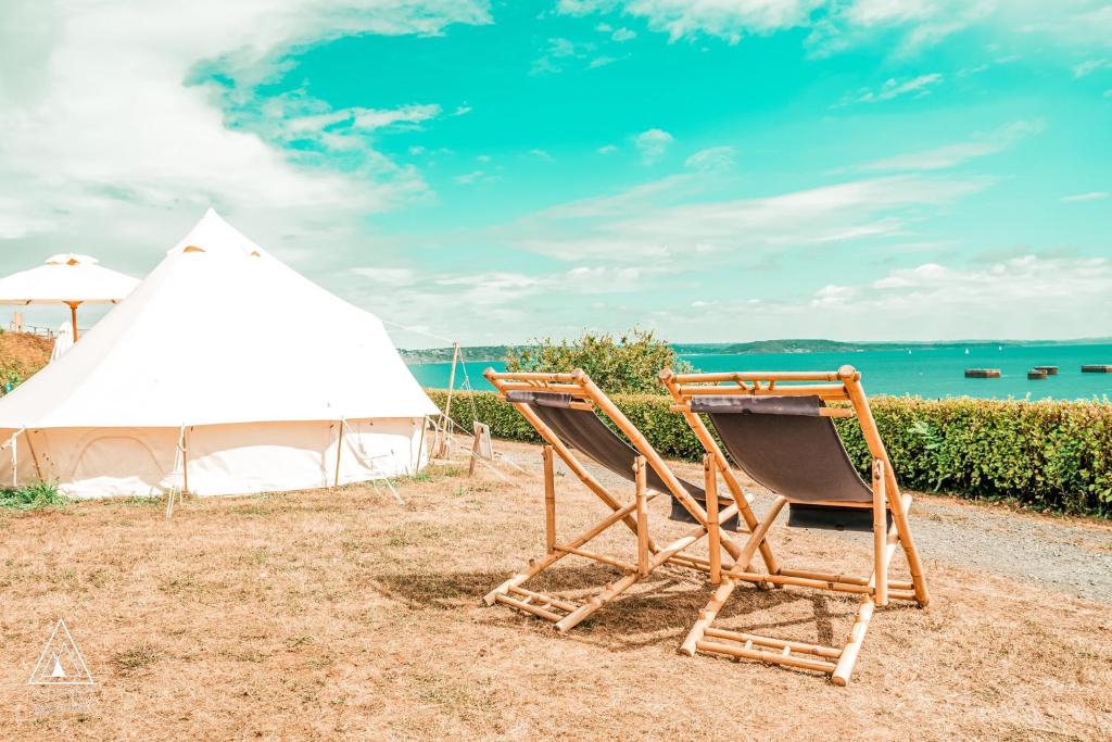Příroda nedaleko luxury tent
