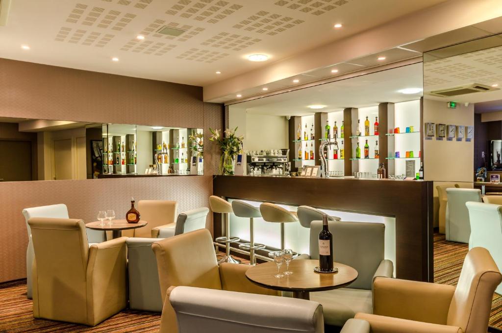 Nápoje v ubytování Helgon Hotel - Lourdes Pyrénées