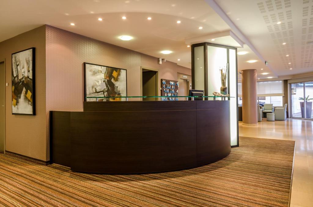 Vstupní hala nebo recepce v ubytování Helgon Hotel - Lourdes Pyrénées