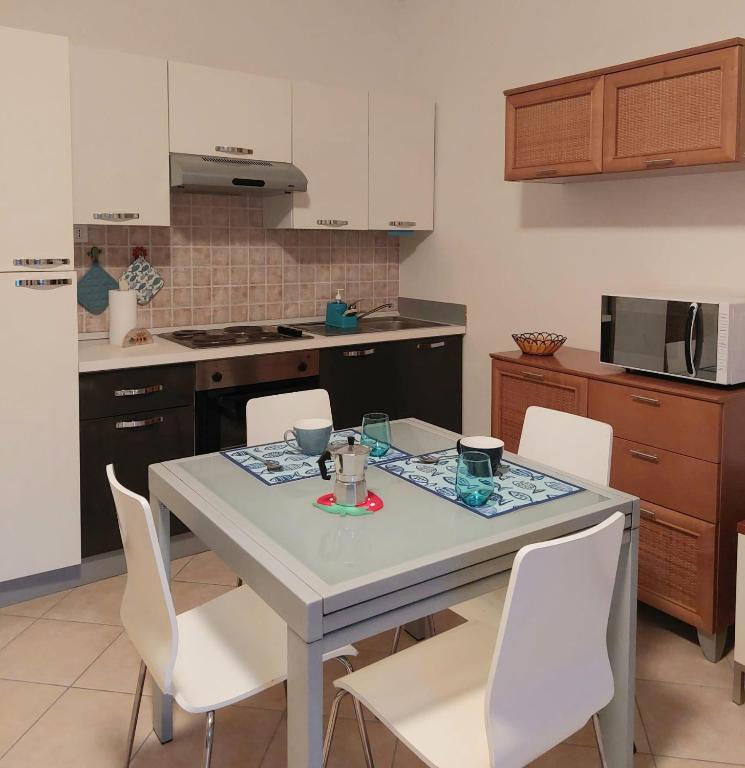 Kuchyňa alebo kuchynka v ubytovaní Sabrina studio apartment