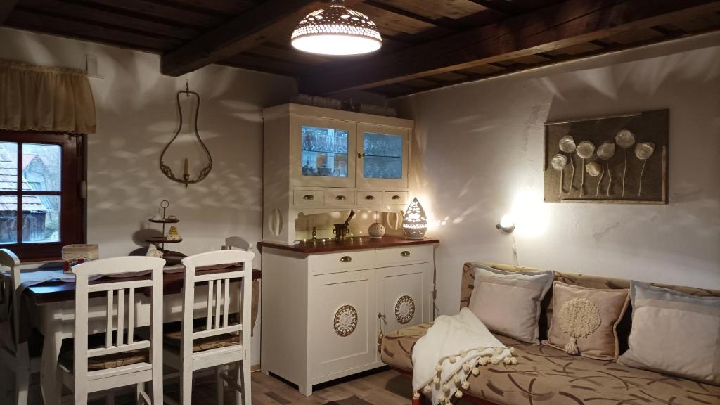 Χώρος καθιστικού στο Meselak