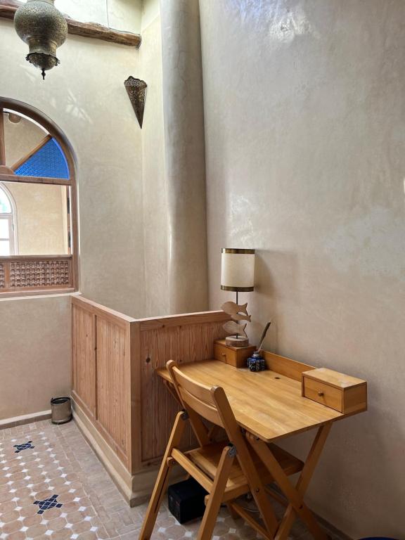 Fotografie z fotogalerie ubytování Riad Les Sables Bleus, médina, lumineux et terrasse privée sur mer v destinaci Essaouira