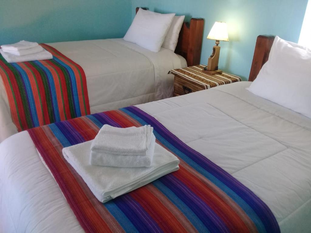 Hostal Quilla Wasi Isla del Sol - Habitación Doble Con Vista Al Lago