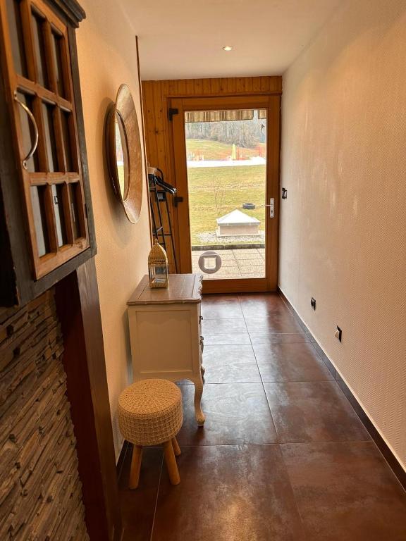 Posezení v ubytování Place Royale pour 10 à 12 personnes à 30 mèt des pistes de Ski et Vtt