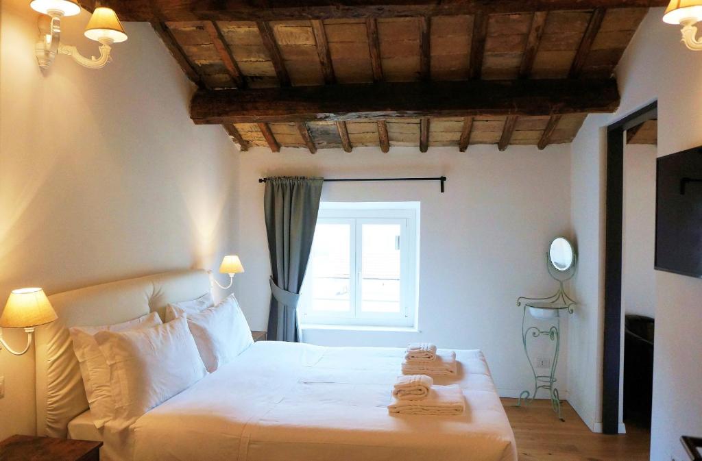 THE ROMAN WAY OPERA - 4