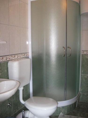 Koupelna v ubytování apartmani Natali