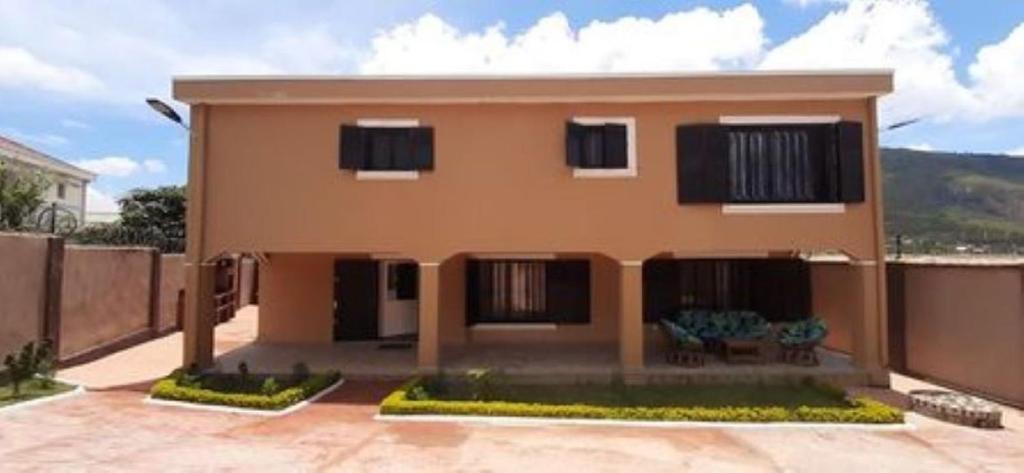 Gallery image of villa luxueuse et meublée plus de 280 m² in Antananarivo
