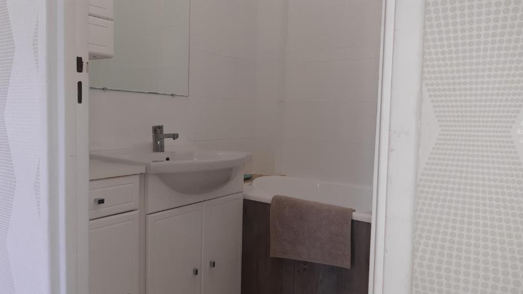 Fotografia z galérie ubytovania Charmant Appartement 55 m 2 v destinácii Bougival