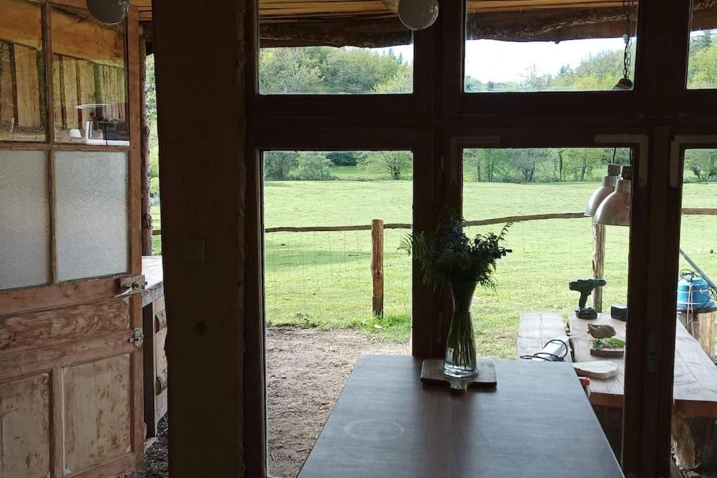 Vonkajšia záhrada v ubytovaní Cabane aux papillons